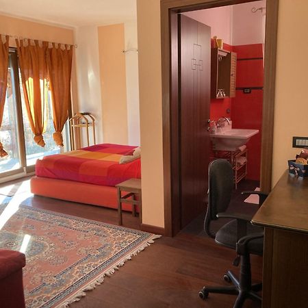 Hotel La Stanza Dei Segreti Aosta Exteriér fotografie