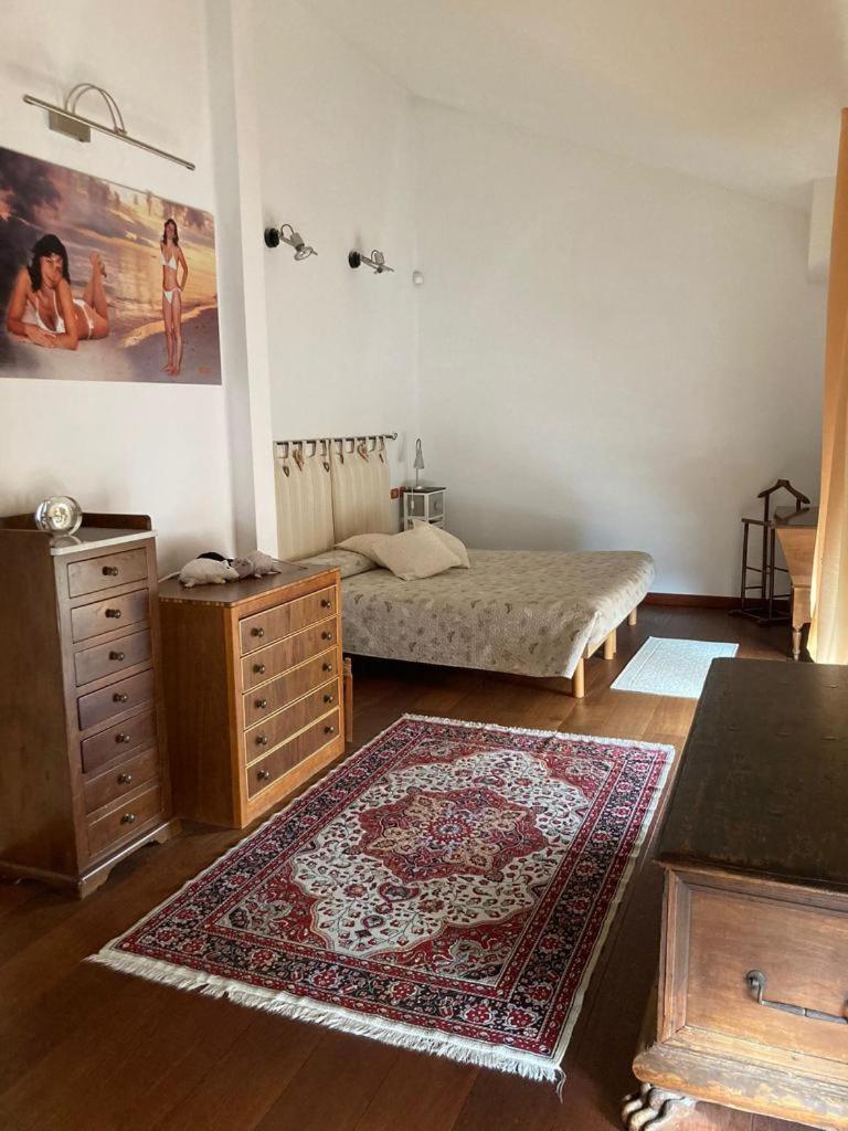 Hotel La Stanza Dei Segreti Aosta Exteriér fotografie
